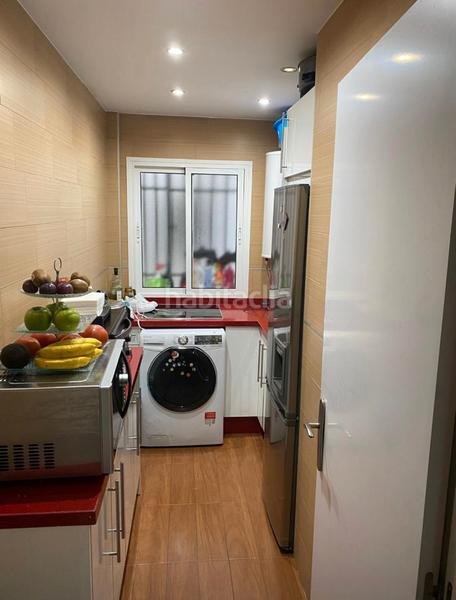 Foto 92d6de30-64e0-4e71-aec4-64127605e2f8. Piso se vende piso precioso en muy buen estado en la barriada de las Villegas, en entreplanta. en Sevilla