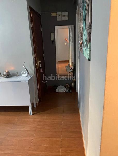 Foto ef6c283d-1ddf-4d1e-be57-dae24737ad8b. Piso se vende piso precioso en muy buen estado en la barriada de las Villegas, en entreplanta. en Sevilla