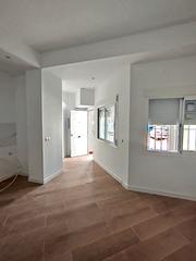 Apartament  Calle carlos marx. Se vende magnífico apartamento en planta baja totalmente nuevo,