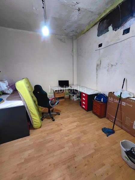 Foto 060fbfd6-0a2a-4820-8320-4b8423292207. Casa se vende casa en planta baja con muchísimas posibilidades para hacerla la casa de tus sueños. en Sevilla