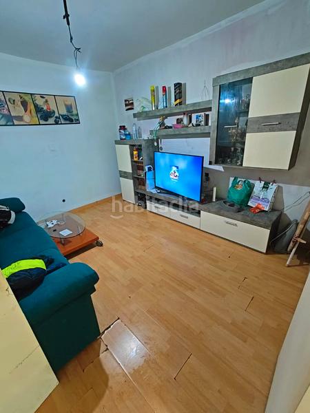 Foto 1f25571d-773d-4772-a84e-dee01f2c0cfe. Casa se vende casa en planta baja con muchísimas posibilidades para hacerla la casa de tus sueños. en Sevilla