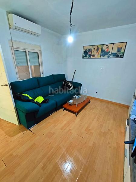 Foto a1636c4a-7d36-4c56-84ac-11ec6a1edf34. Casa se vende casa en planta baja con muchísimas posibilidades para hacerla la casa de tus sueños. en Sevilla