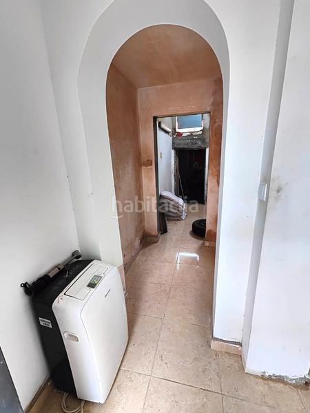 Foto ca0e3f38-a80e-481e-8eb4-d17fca20ee33. Casa se vende casa en planta baja con muchísimas posibilidades para hacerla la casa de tus sueños. en Sevilla
