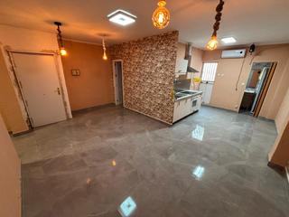 Appartamento  Calle ricardo palma. Se vende magnífico piso en la zona de la plata, en perfecto esta