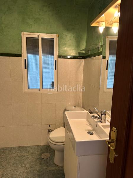 Foto e3013fed-e2f7-4ab0-b439-db4a4ebfa395. Flat in Barrio León Sevilla