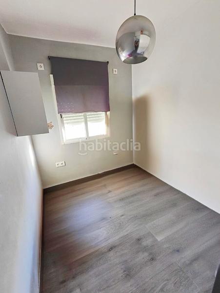 Foto d816c9e1-0eea-4aa6-a4be-f0f9e73089e5. Piso se vende precioso piso en la zona de las candelarias junto a la iglesia de ntra. señora la candelaria. en perfecto estado. en Sevilla
