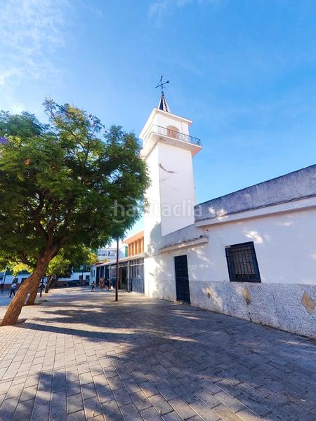 Foto e6d32b4c-0378-4014-8efb-d8fab751a979. Piso se vende precioso piso en la zona de las candelarias junto a la iglesia de ntra. señora la candelaria. en perfecto estado. en Sevilla