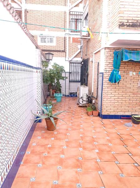 Foto 8aa17031-eb57-4f6c-8db8-fe5929d3e0bd. Pis a Barrio del Nervión Sevilla