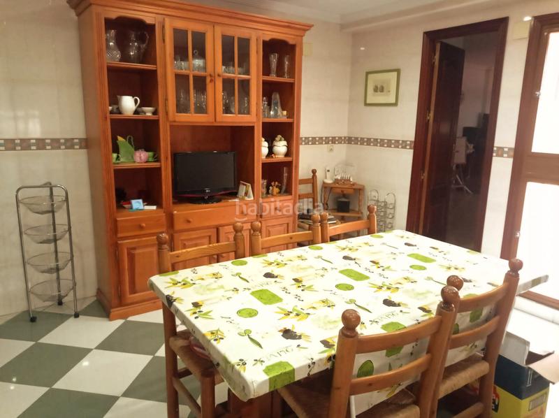 Foto f0717182-ae46-41df-bd47-0d4f625c8293. Pis a Barrio del Nervión Sevilla