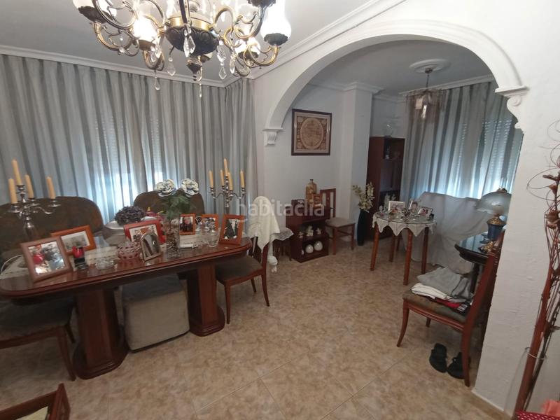 Foto 0f3ddc5d-3756-418b-9f7a-cbd34e2749d3. Appartamento in Barrio León Sevilla