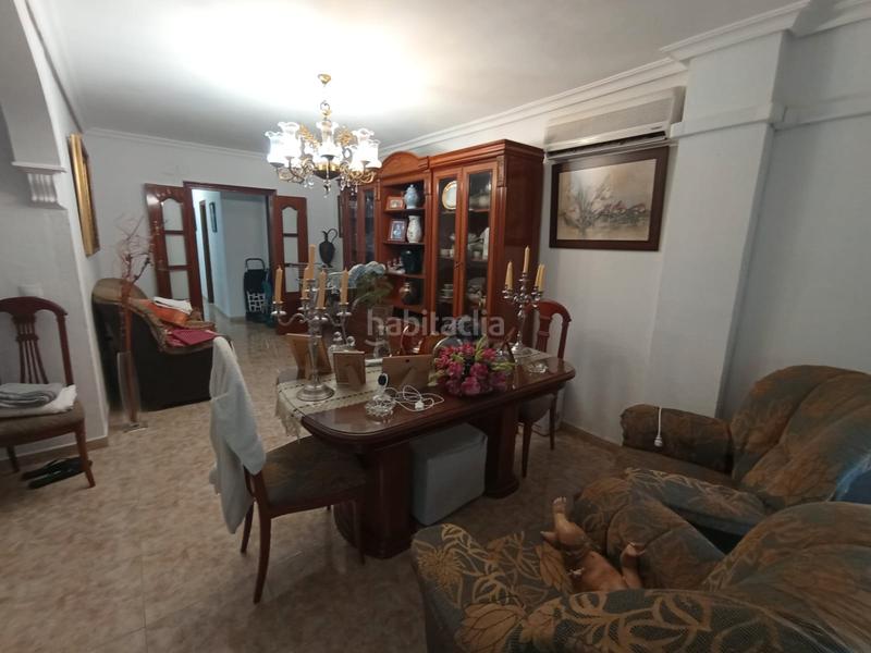 Foto 21aca06f-43b8-4cc4-b7c9-6b860ba0a307. Appartamento in Barrio León Sevilla