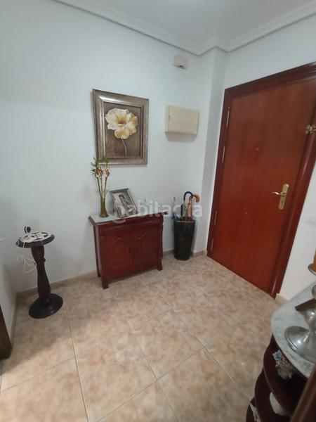 Foto 37d684b9-846a-4cf2-b78a-4d4541f1c1ec. Appartamento in Barrio León Sevilla