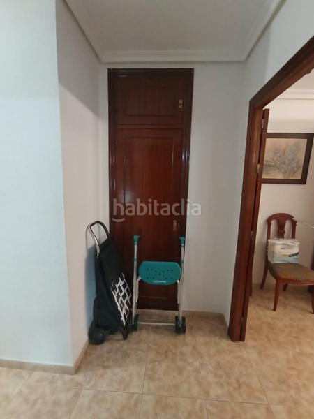 Foto 86960e94-b300-4a92-9714-f3d381d68d8a. Appartamento in Barrio León Sevilla