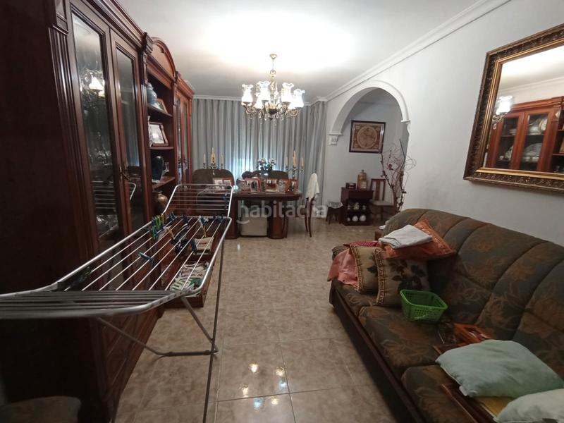 Foto 98351e10-8418-4751-9cf3-9d5c858413de. Appartamento in Barrio León Sevilla