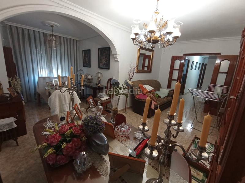 Foto dda2fceb-b6e4-4858-a20e-cae6b5afcdf9. Appartamento in Barrio León Sevilla