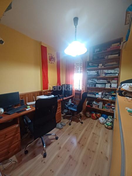 Foto 778c06f7-5a30-4dc2-9ffd-788021c7ff39. Piso descubre tu nuevo hogar en triana! en Barrio León Sevilla