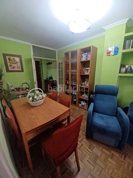 Foto d354ee4d-5dc7-49b7-9e5b-1dd91ffcaa29. Piso descubre tu nuevo hogar en triana! en Barrio León Sevilla