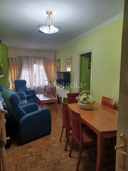 Foto da28730d-20f3-4012-957f-354e575d0389. Piso descubre tu nuevo hogar en triana! en Barrio León Sevilla