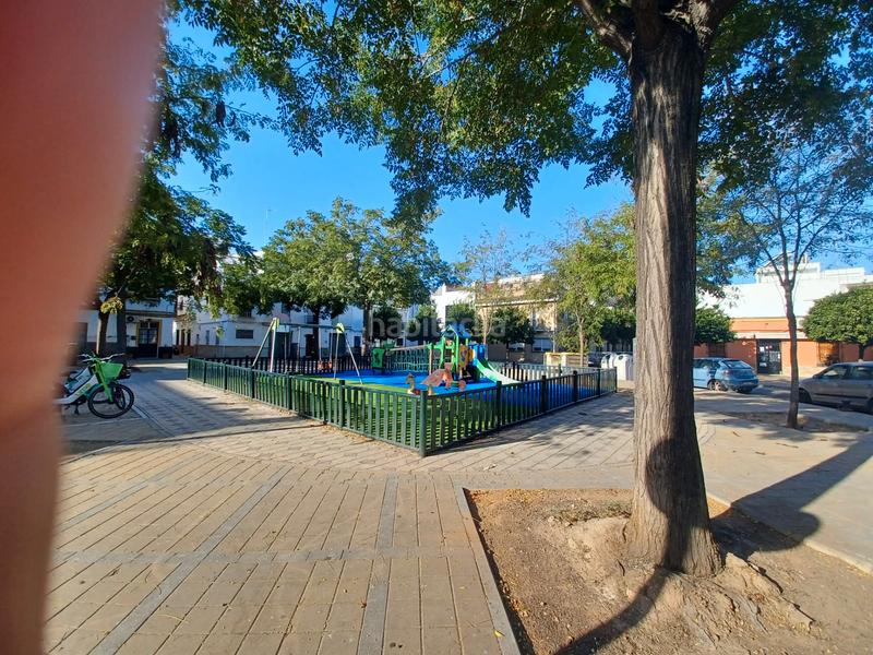 Foto ea3c1ea2-96b2-4cb4-aa8c-87fbb6fd8b9a. Posto auto in Barrio León Sevilla