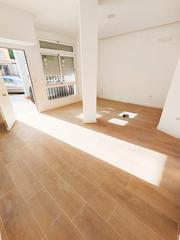 Etagenwohnung  Avenida parque amate. Se vende magnífico apartamento en planta baja totalmente nuevo,