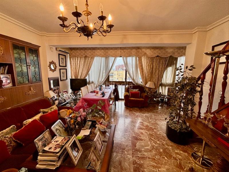 Foto 920a2536-73ad-4aad-9062-9219a6b75c99. Duplex avec parking dans La Calzada - La Florida Sevilla