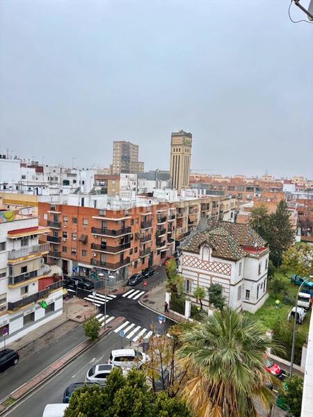 Foto aa075b2c-7f96-46ed-860b-9e64ff99de00. Duplex avec parking dans La Calzada - La Florida Sevilla