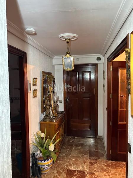 Foto eee46d00-9086-4f58-89a4-b6b115daf75a. Duplex avec parking dans La Calzada - La Florida Sevilla