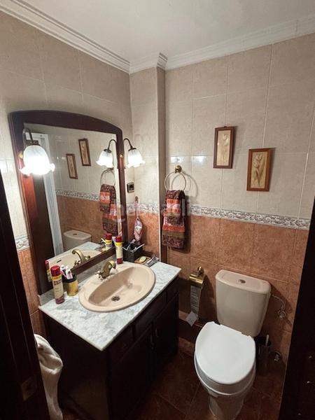 Foto f39bbc49-89f8-410c-8fa5-8a6d337ce105. Duplex avec parking dans La Calzada - La Florida Sevilla