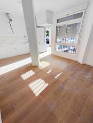 Apartament  Calle candelería. Se vende magnífico apartamento en planta baja totalmente nuevo,