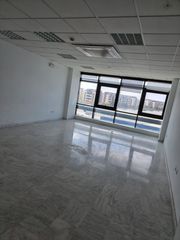 Location Bureau  Calle industria