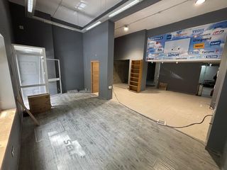 Local Comercial a Calle José María de Pereda