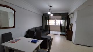 Appartement  Calle puerto de piqueras. Amplio piso con terraza junto al metro de la plata – ideal inver