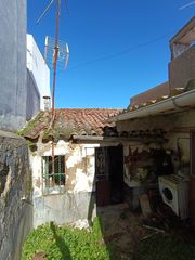 House  Agustin mora