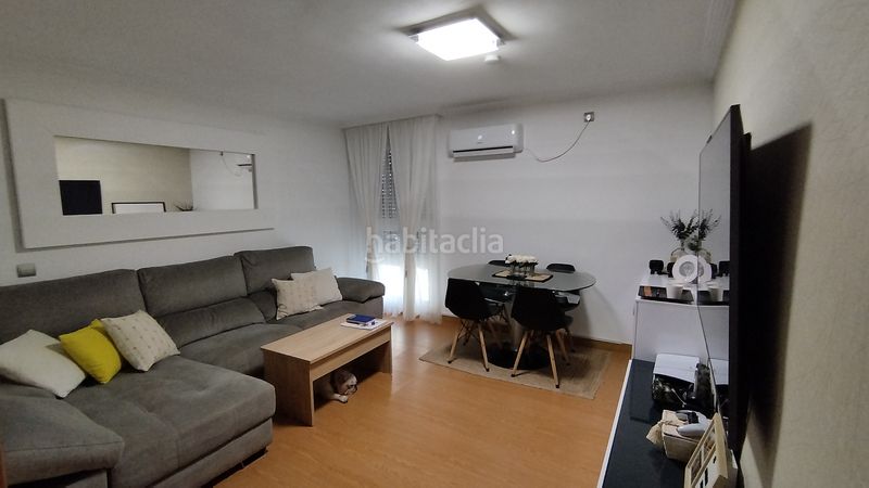 Foto 528f5f95-337b-4347-8f7c-1219659d8878. Pis a La Plata Sevilla