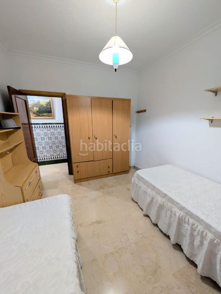 Foto 18a45b73-805d-49ee-a509-0ac6a8b919a4. Casa amb aparcament a Palmete Sevilla