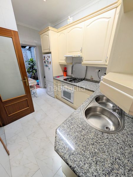 Foto e5b2f71c-6549-4aac-aa72-8edb92406e05. Casa amb aparcament a Palmete Sevilla
