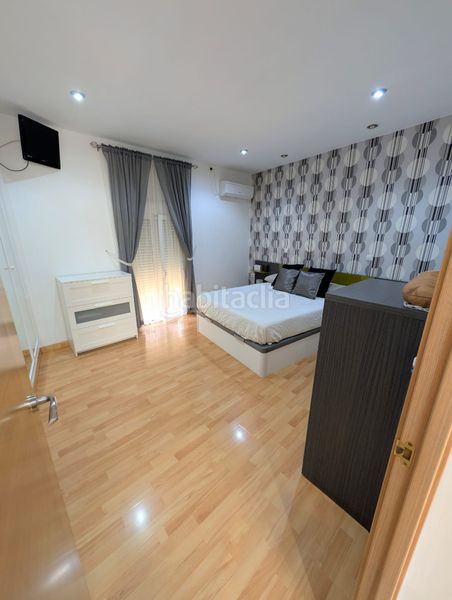 Foto b65ea707-8ec6-4d0a-a6a8-db4f9f9ab615. Casa a Palmete Sevilla