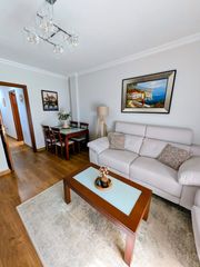 Etagenwohnung  Calle ocho de marzo. Se vende precioso piso en perfecto estado en el cerro del águila