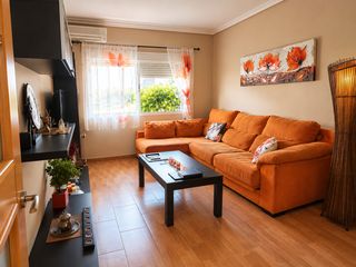 House  Calle soledad. Se vende preciosa casa de 4 dormitoriosy 2 baños, en perfecto es