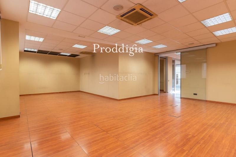 Foto 655354bf-440b-4273-9e93-73f54f728b24. Location bureau avec chauffage dans Sant Domènec Sant Cugat del Vallès