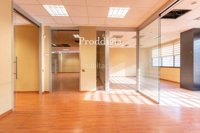 Foto 4e15f35e-157f-4638-89b3-1151d8f10354. Alquiler oficina ¡oportunidad! amplias y bonitas oficinas en sant cugat en Sant Cugat del Vallès