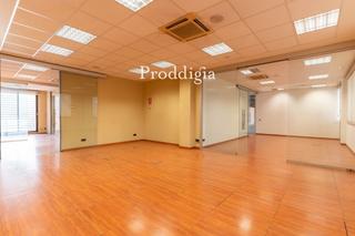 Rent Office space in Sant Domènec. ¡oportunidad! amplias y bonitas oficinas en sant cugat