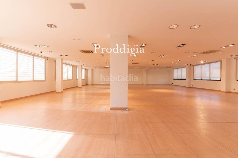Foto 03e68fe3-7fdb-444a-bc65-57c86830ddb0. Alquiler oficina ¡oportunidad! amplias y bonitas oficinas en sant cugat en Sant Cugat del Vallès