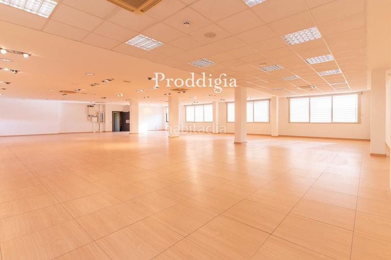 Foto 3a8c638d-4282-42b0-8a96-0891f6b1bb4a. Alquiler oficina ¡oportunidad! amplias y bonitas oficinas en sant cugat en Sant Cugat del Vallès