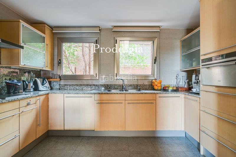 Foto 0d1533ff-a74f-4e06-adca-4524f7992e2f. Maison avec chauffage parking piscine dans Sant Gervasi - Bonanova Barcelona