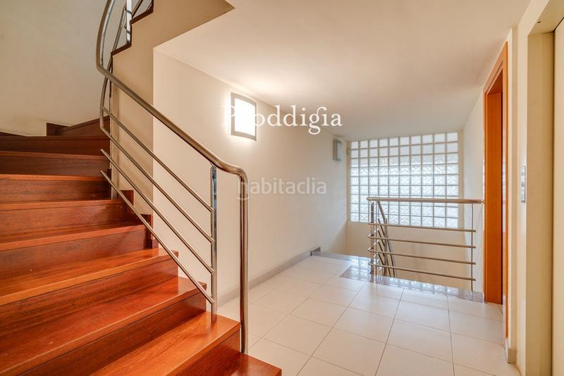 Foto 38823ce1-8d0a-4ec9-b09a-eb959f511cb9. Maison avec chauffage parking piscine dans Sant Gervasi - Bonanova Barcelona