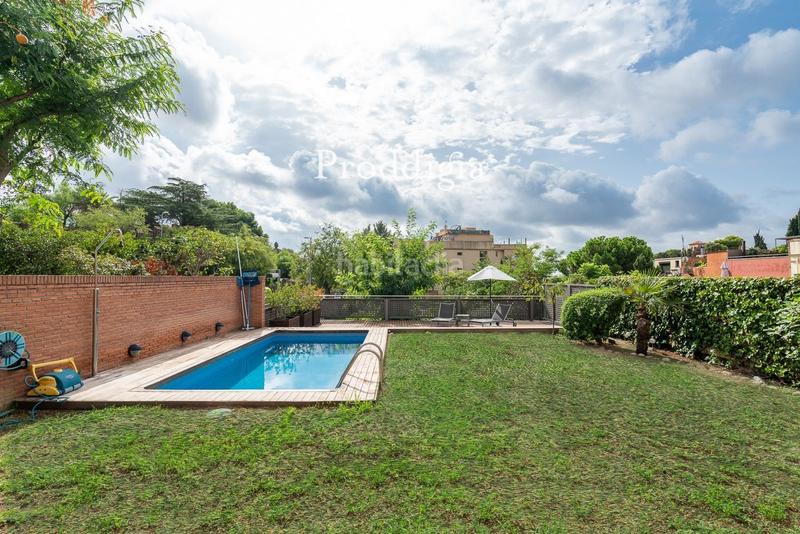 Foto aeb5ca03-0e89-42df-9dc4-3b7bb9cc133c. Maison avec chauffage parking piscine dans Sant Gervasi - Bonanova Barcelona