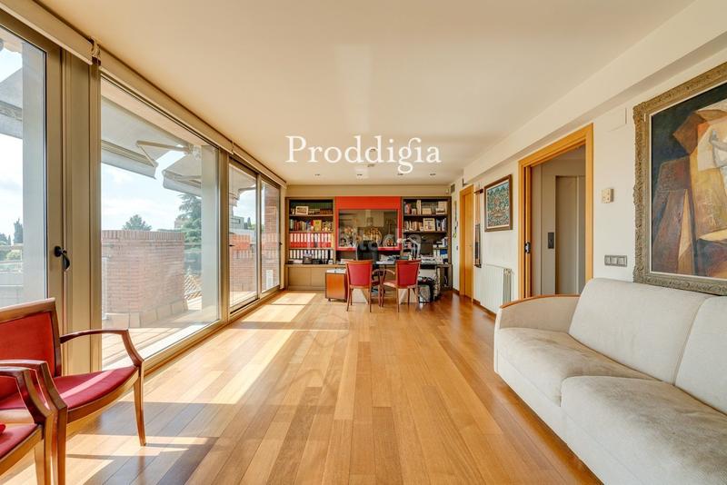 Foto c2443422-d4ca-4b62-a63b-fd22ae05405b. Maison avec chauffage parking piscine dans Sant Gervasi - Bonanova Barcelona