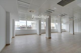 Alquiler Oficina  Avinguda de josep tarradellas. Elegante oficina en josep tarradellas
