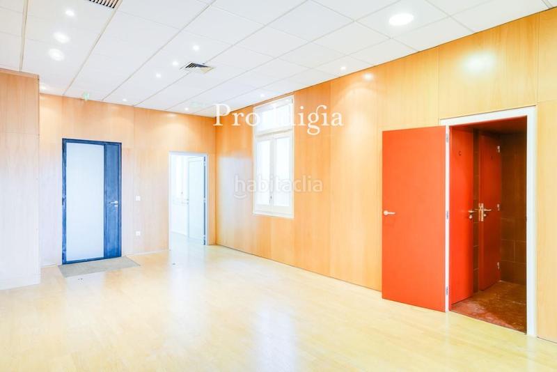 Foto 46c7b7b2-c076-44ce-b9ab-f332a99f141b. Lloguer oficina amb calefacció a Dreta de l´Eixample Barcelona